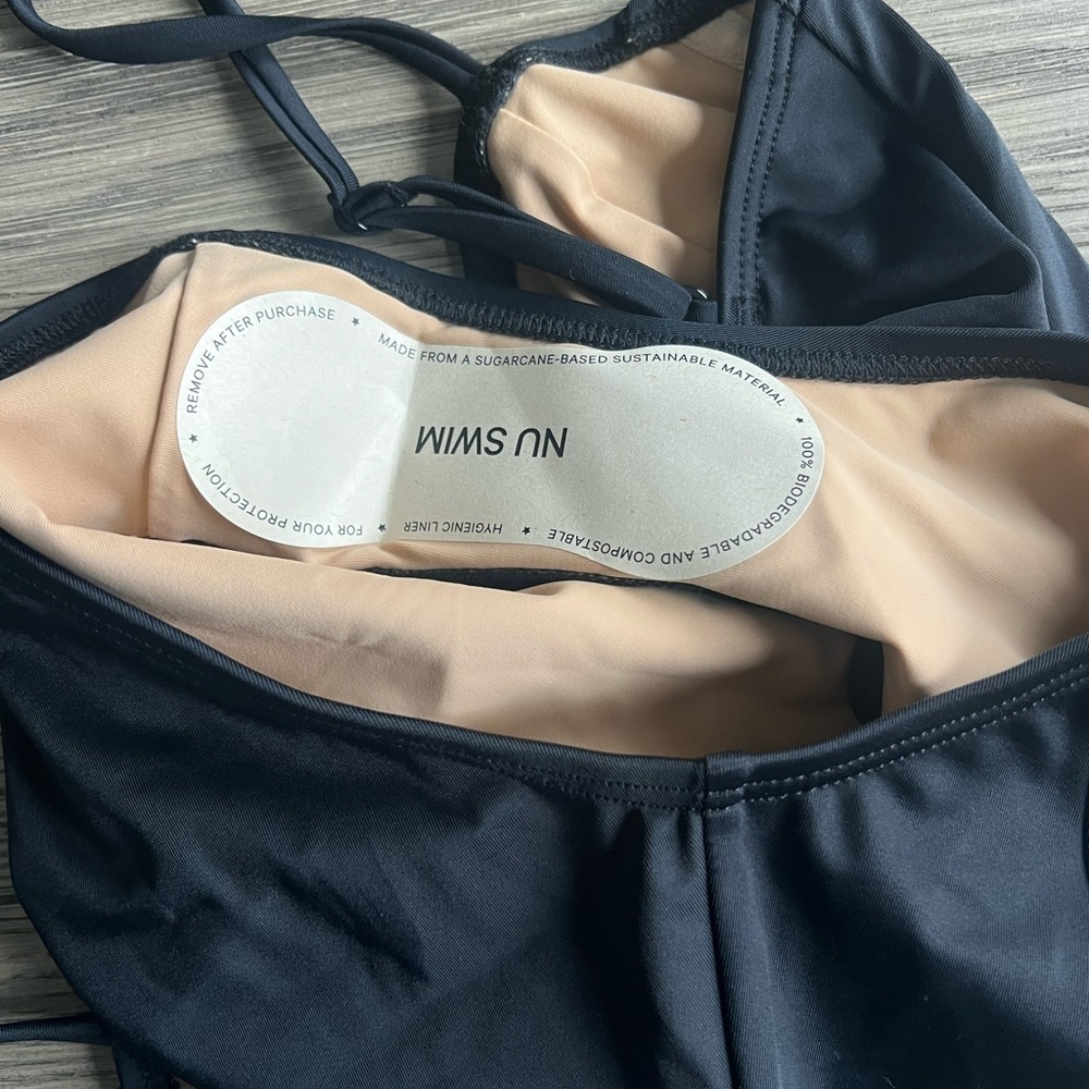 Nu Swim Harmony One Piece Swimsuit in Black sz XS 233$ - Picture 6 of 8